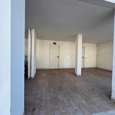 Crossroads Apartment Santa Maria la Longa Buitenkant foto