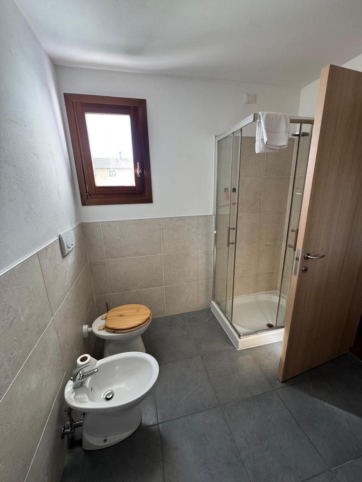 Crossroads Apartment Santa Maria la Longa Buitenkant foto