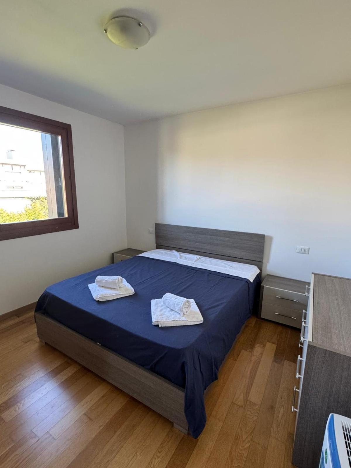 Crossroads Apartment Santa Maria la Longa Buitenkant foto